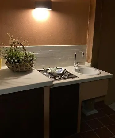 Bilocale Con Giardino Mare Apartment *