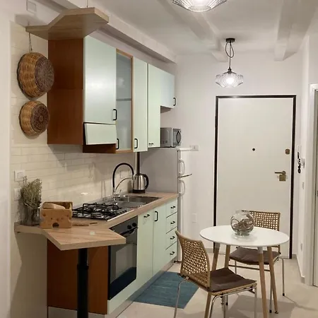 Apartment Bilocale Con Giardino Mare