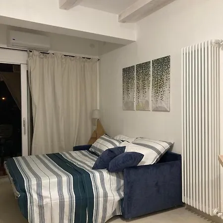 Bilocale Con Giardino Mare *